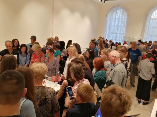 天涯共此時系列活動之中國無錫紫砂文化藝術展交流會在俄舉行